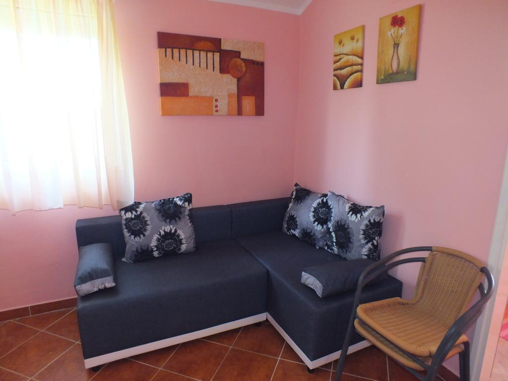 Apartment Trsteno 1